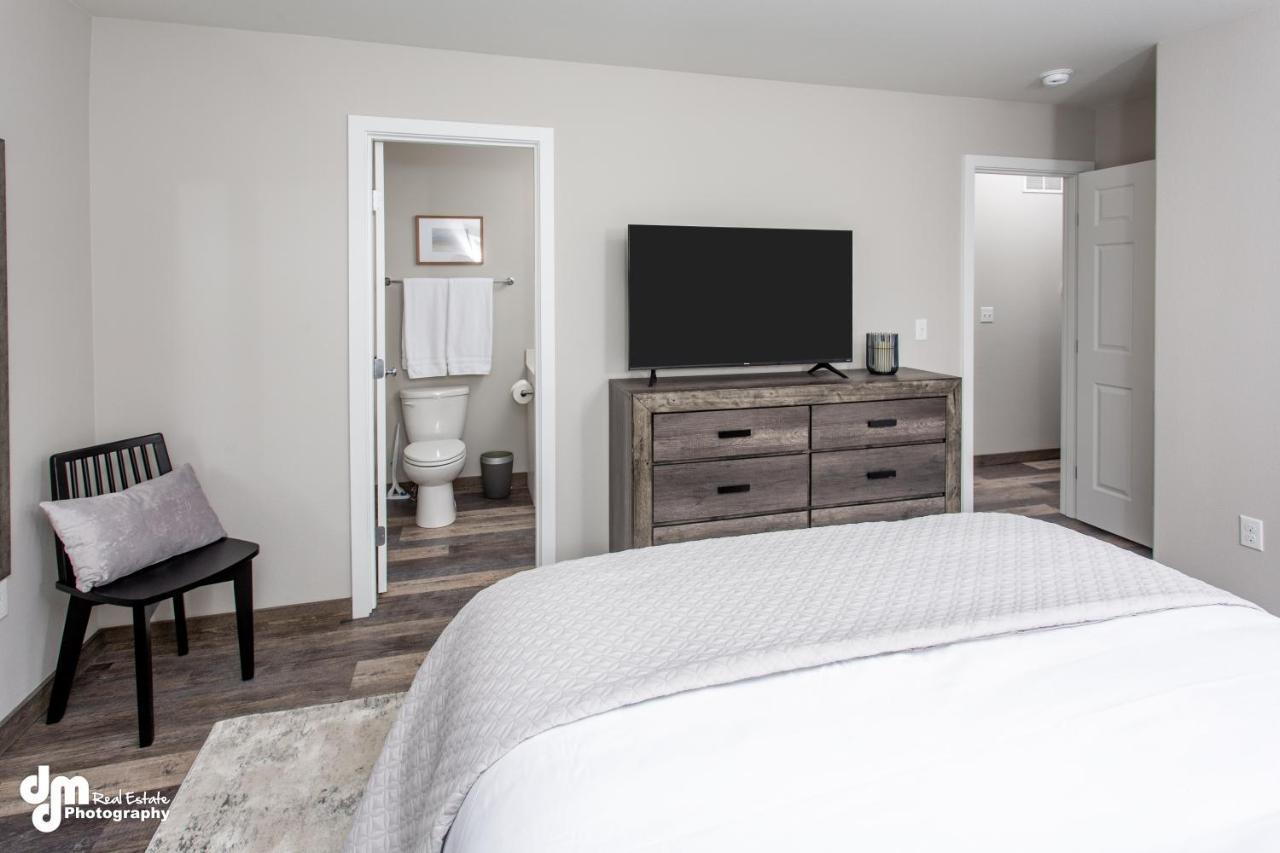 Susitna Suites Уасила Екстериор снимка