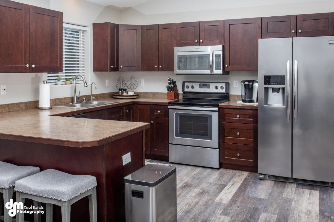 Susitna Suites Уасила Екстериор снимка