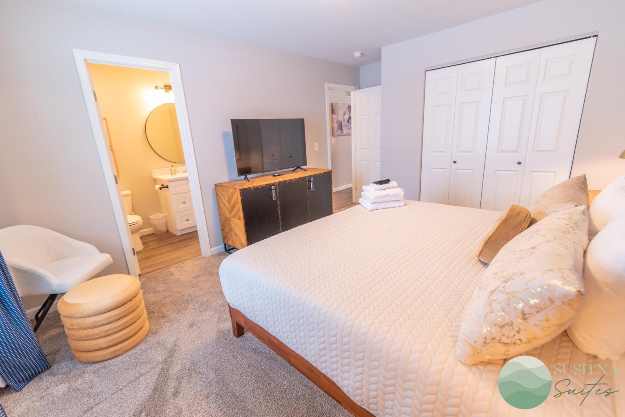 Susitna Suites Уасила Екстериор снимка